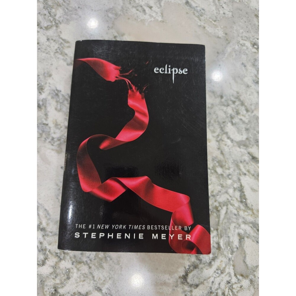 Eclipse; Twilight Sagas - 9780316027656, paperback, Stephenie Meyer